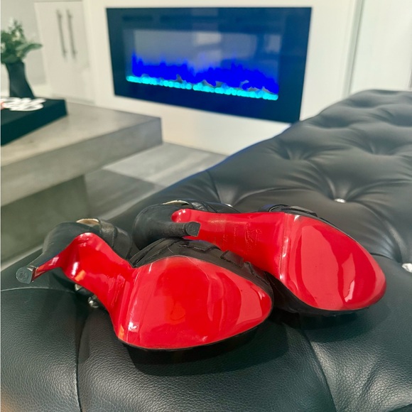 Christian Louboutin Leather Slingback Sandals - Picture 2 of 3